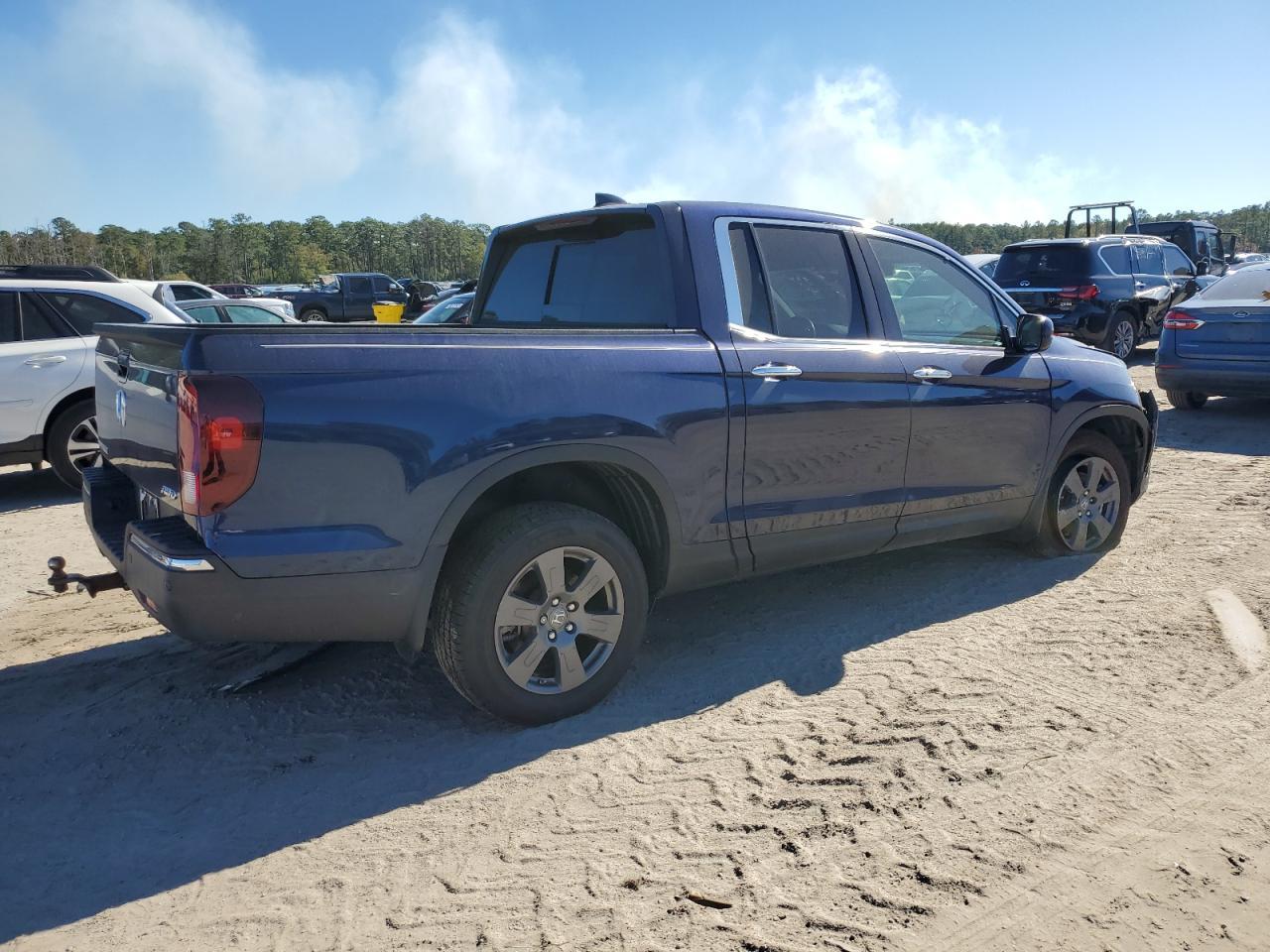 2020 HONDA RIDGELINE - Фото 3
