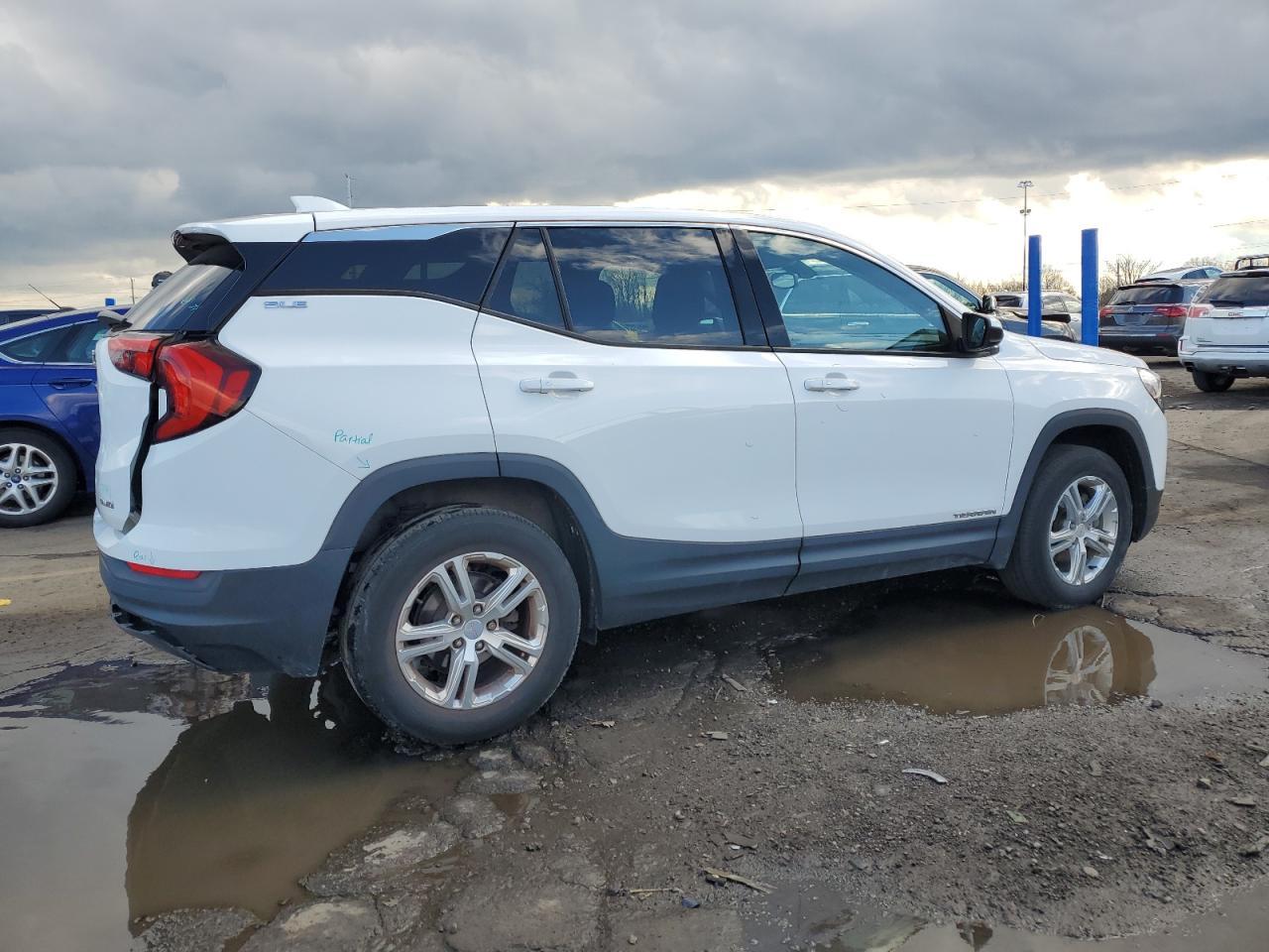 2019 GMC TERRAIN SL - Фото 3