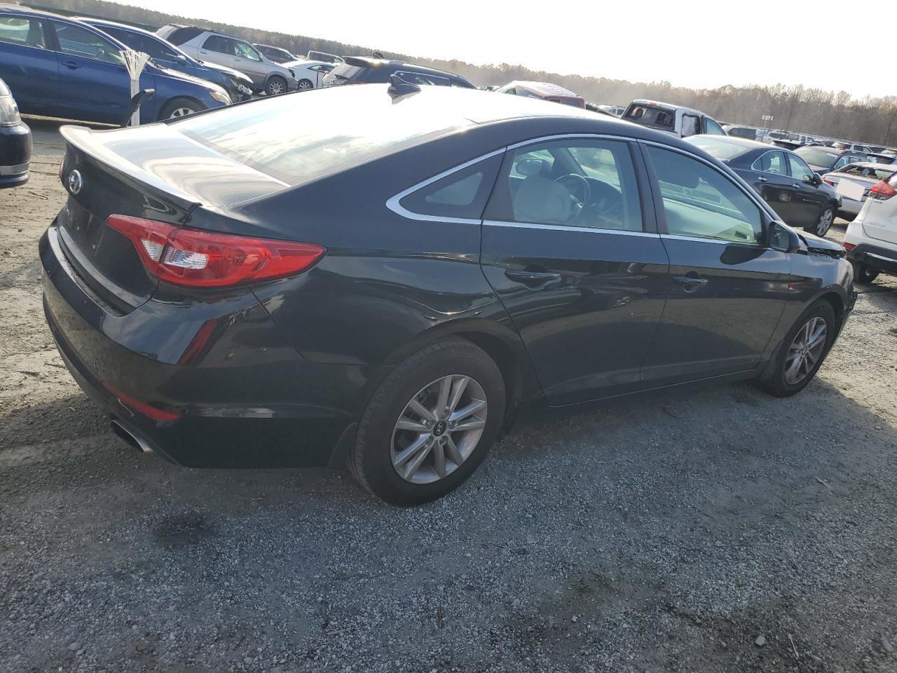 2017 HYUNDAI SONATA SE - Фото 3
