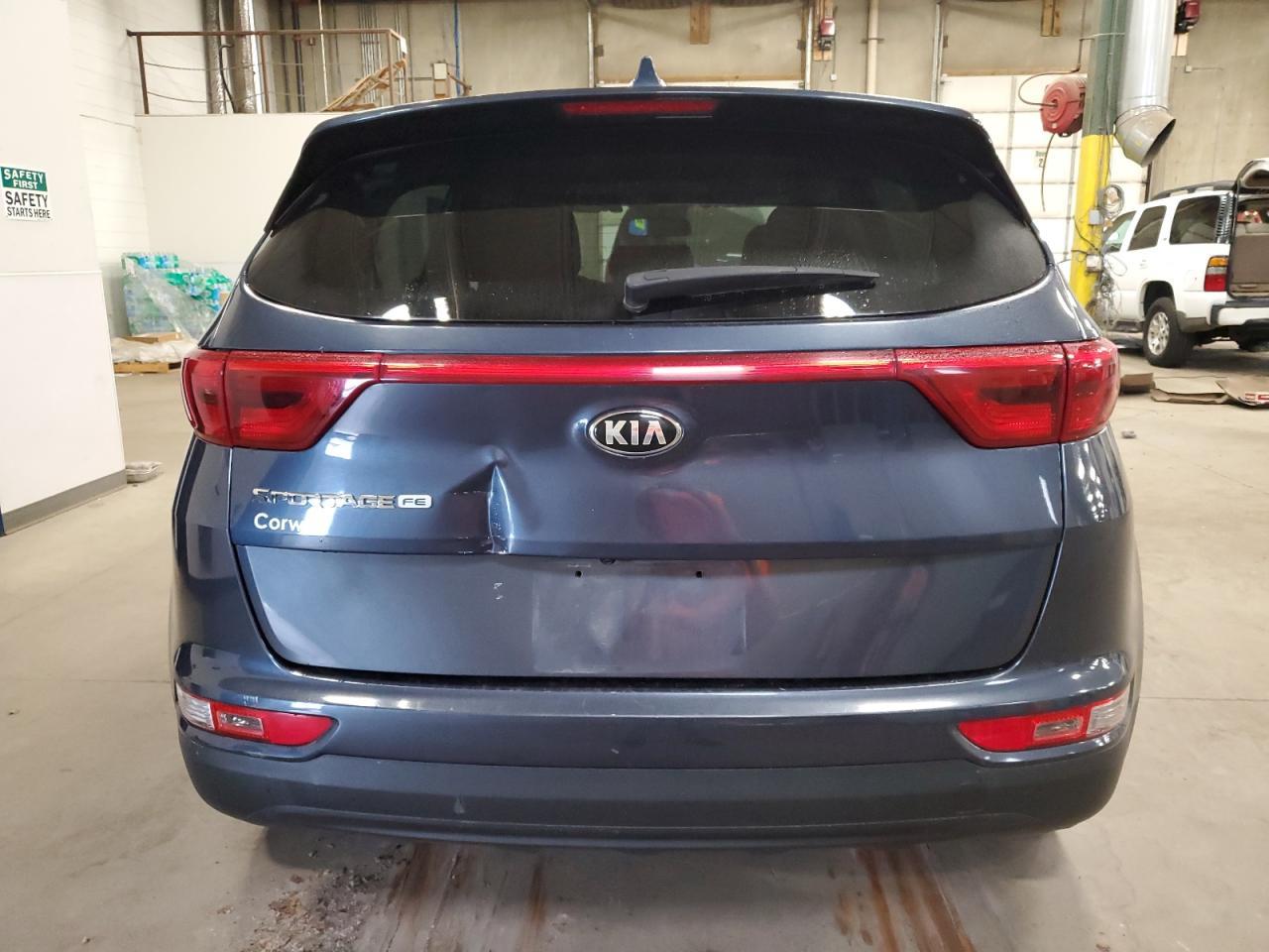 2017 KIA SPORTAGE L - Image 6