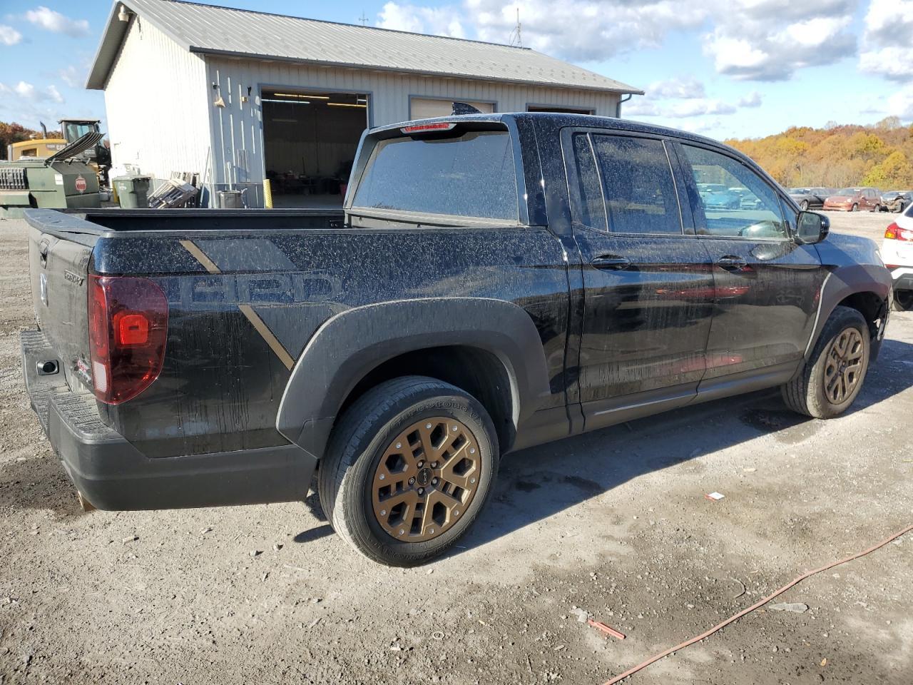 2021 HONDA RIDGELINE - Фото 3