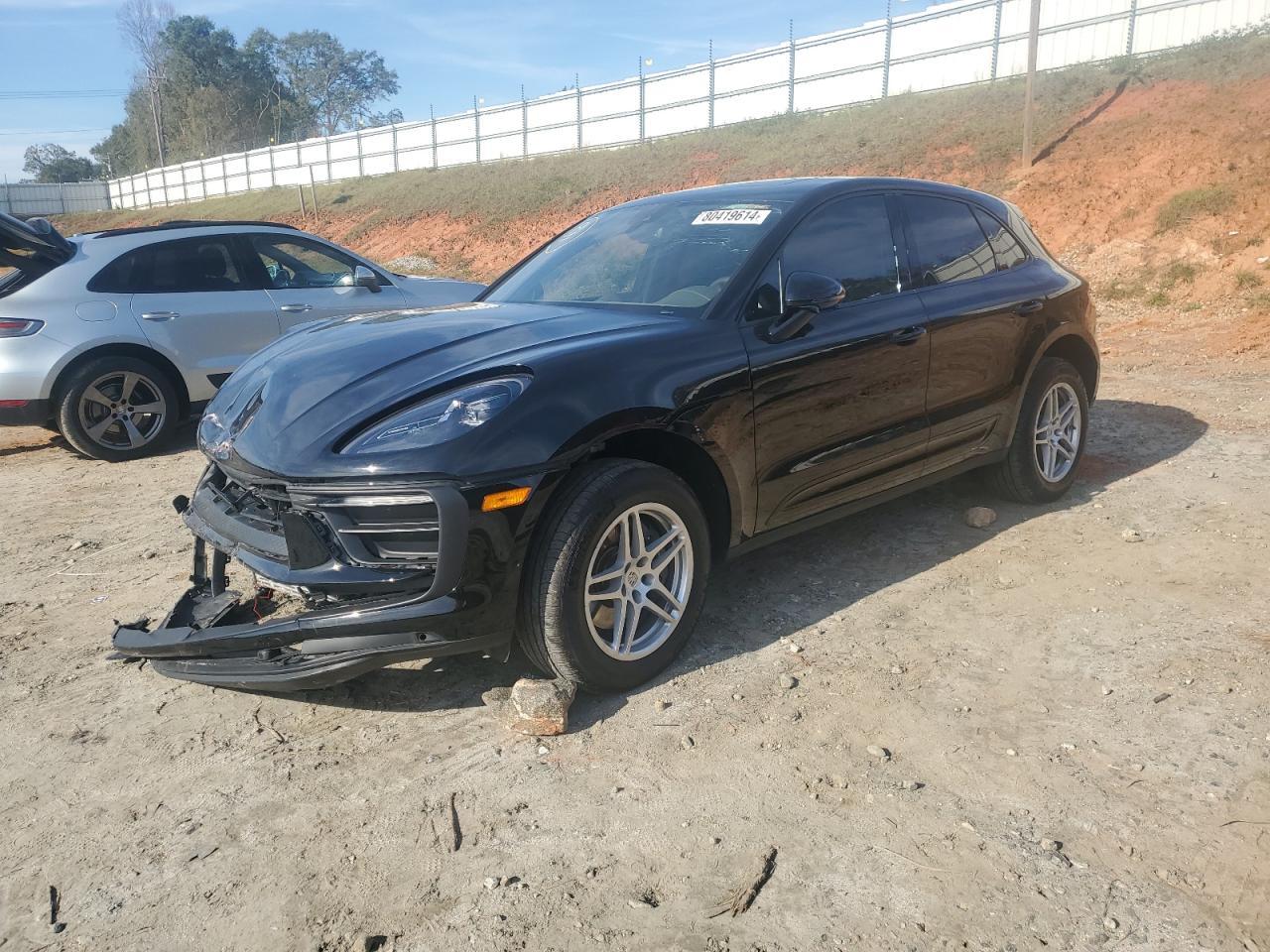2023 PORSCHE MACAN BASE