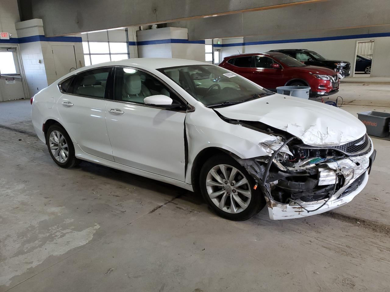 2015 CHRYSLER 200 C - Фото 4