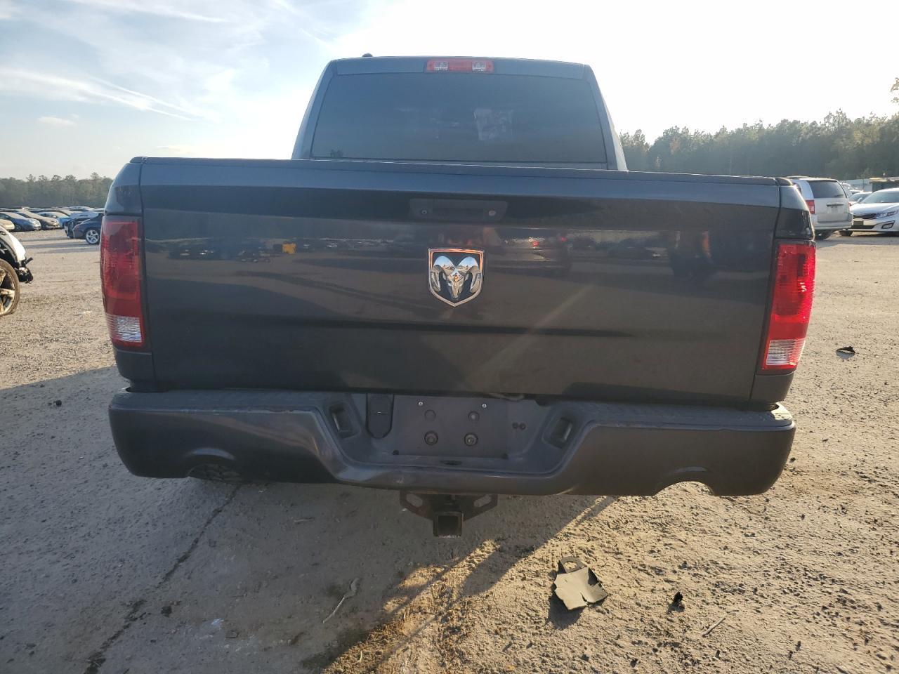 2014 RAM 1500 ST - Фото 6