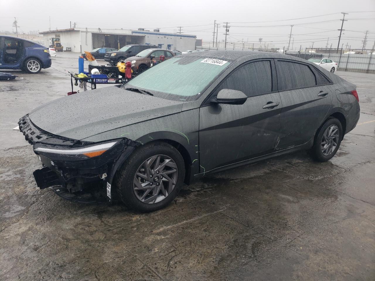 2024 HYUNDAI ELANTRA SE