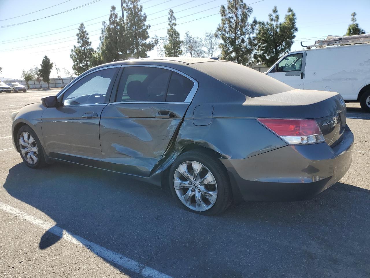 2010 HONDA ACCORD EXL - Image 2
