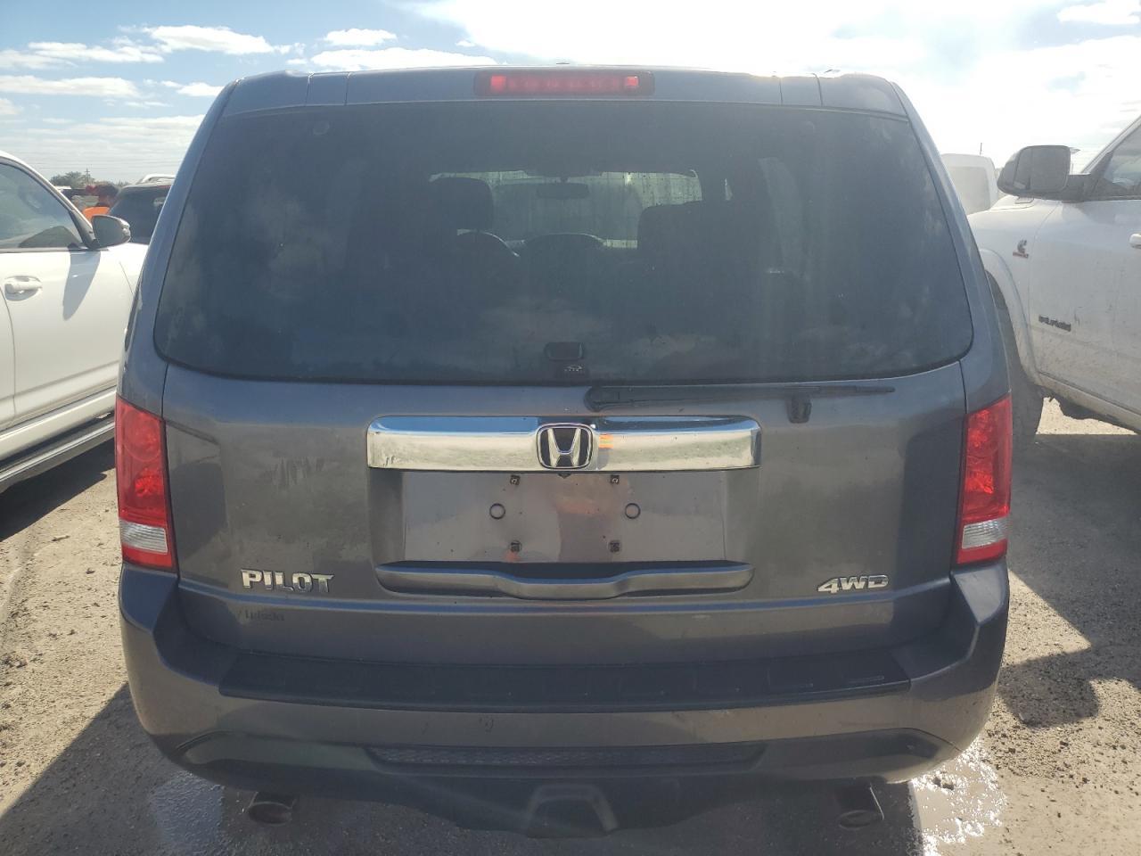 2015 HONDA PILOT EXL - Image 6