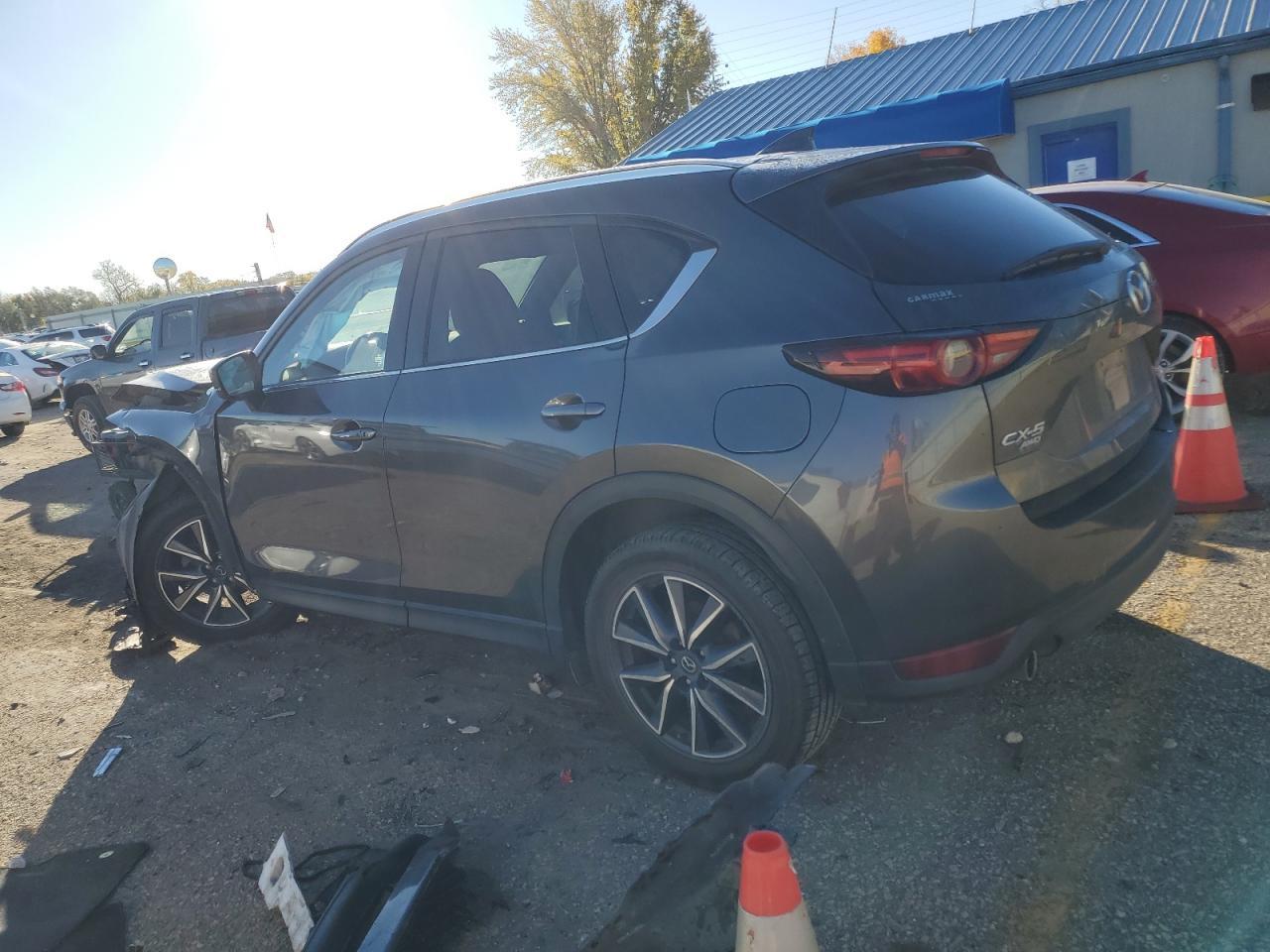 2018 MAZDA CX-5 GRAND - Image 2