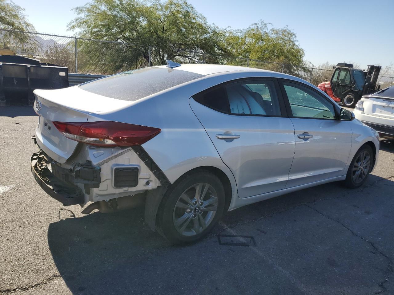 2017 HYUNDAI ELANTRA SE - Image 3