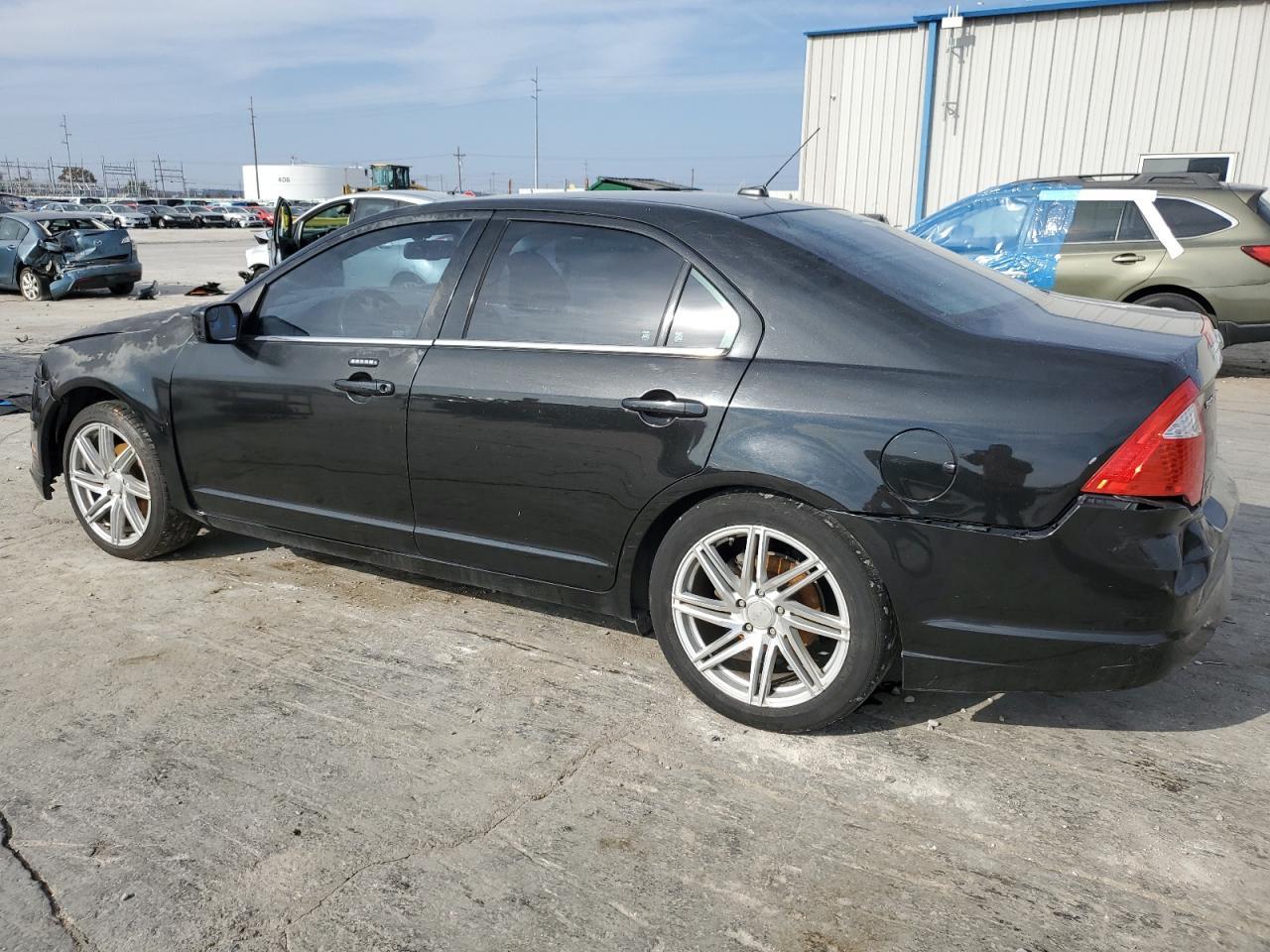 2011 FORD FUSION SEL - Image 2