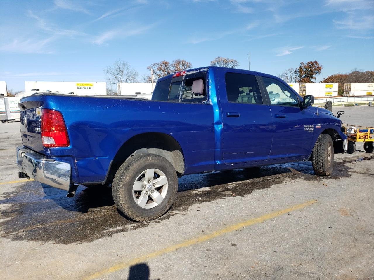 2019 RAM 1500 CLASS - Фото 3