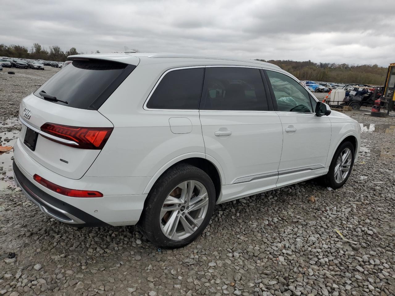 2021 AUDI Q7 PREMIUM - Image 3