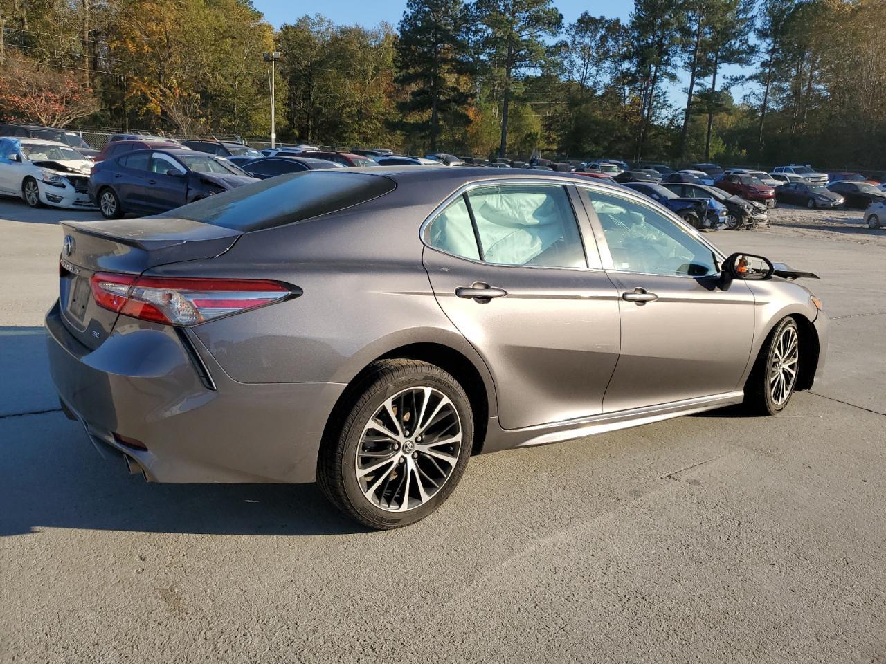 2018 TOYOTA CAMRY L - Фото 3