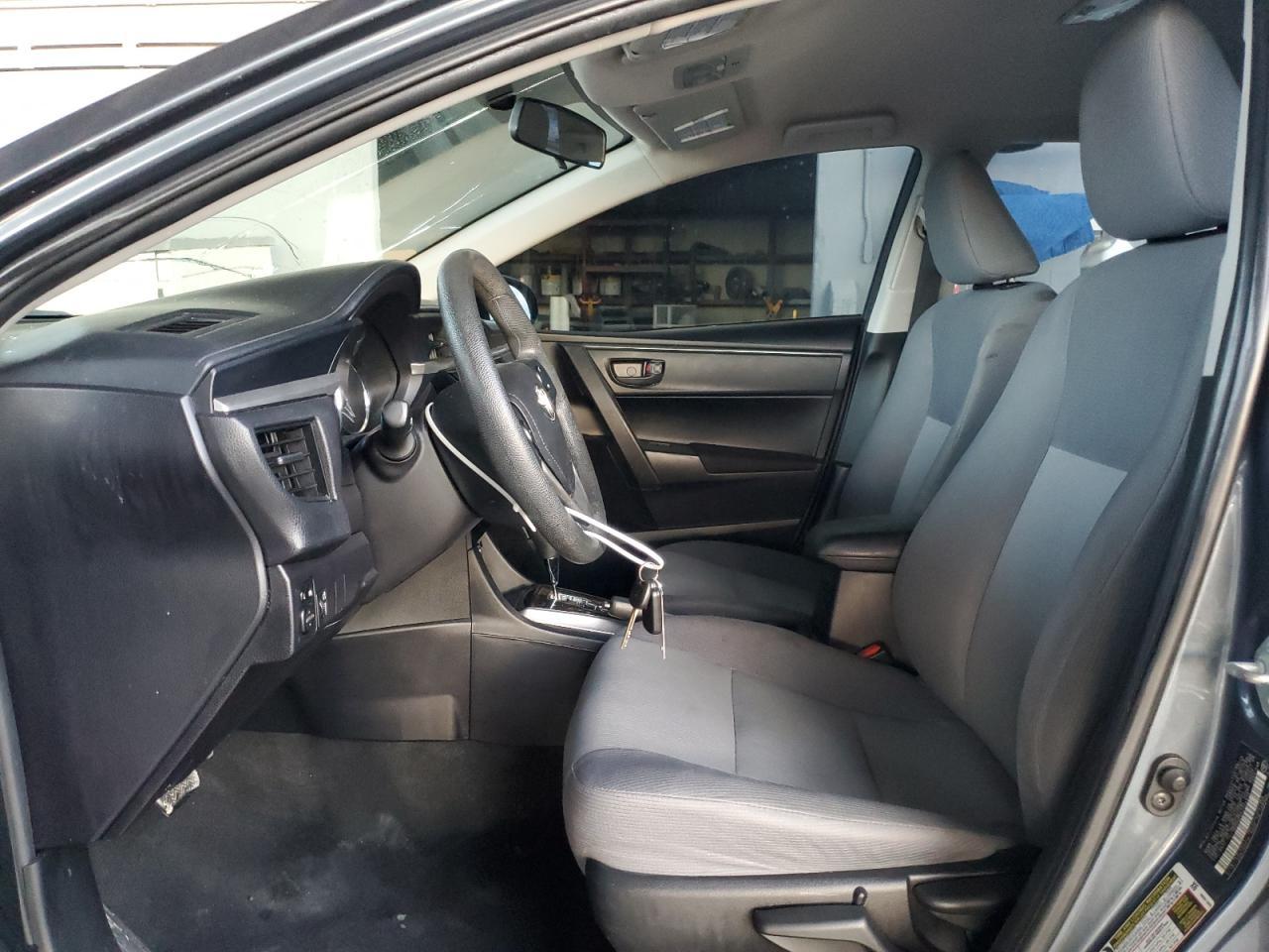 2015 TOYOTA COROLLA L - Фото 7
