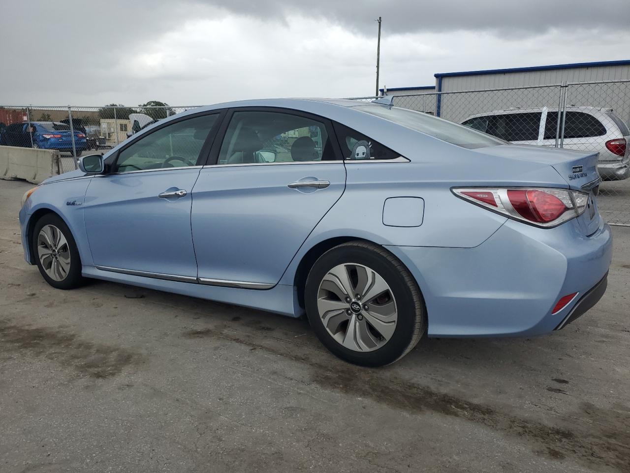 2013 HYUNDAI SONATA HYB - Фото 2