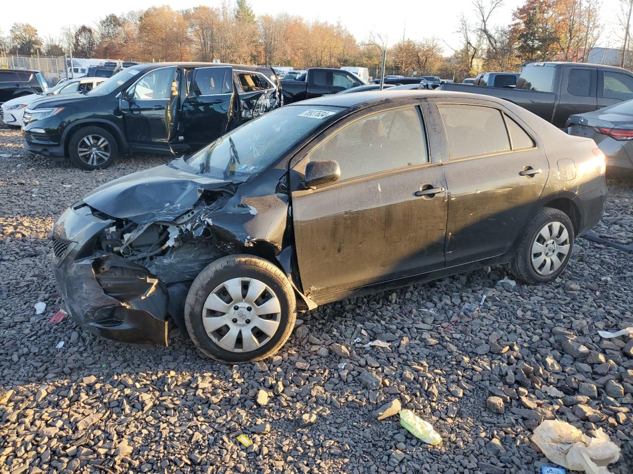 2012 TOYOTA YARIS