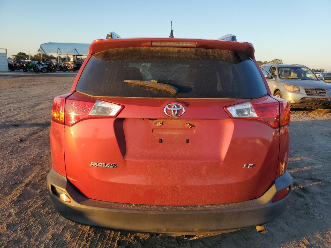 2014 TOYOTA RAV4 LE - Фото 6