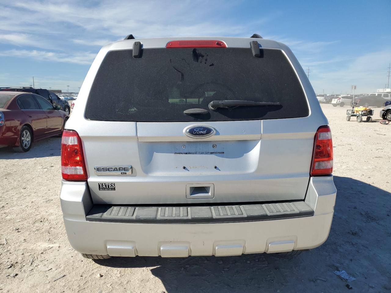 2012 FORD ESCAPE XLT - Фото 6