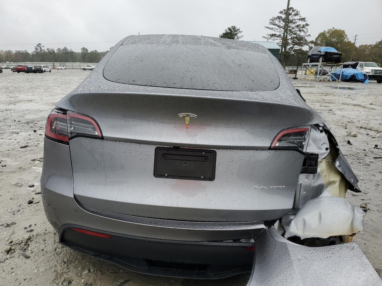 2025 TESLA MODEL Y - Image 6