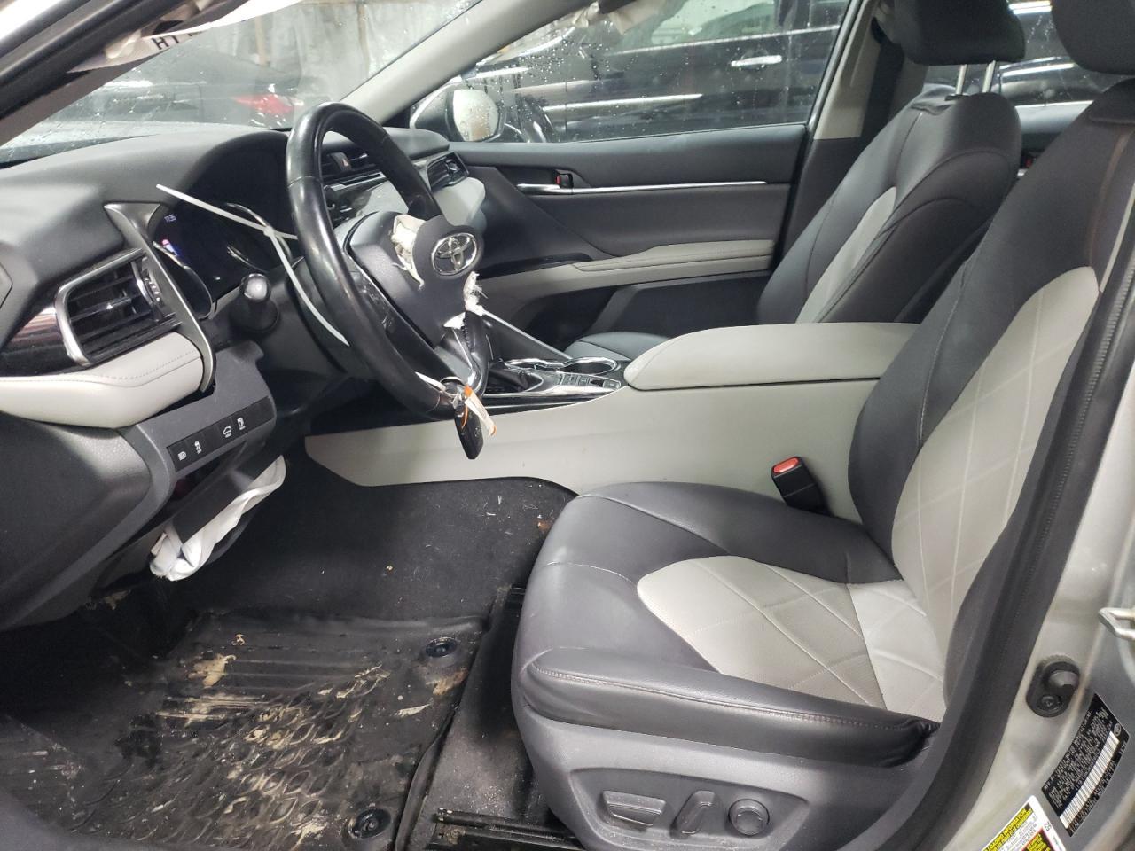2019 TOYOTA CAMRY L - Image 7
