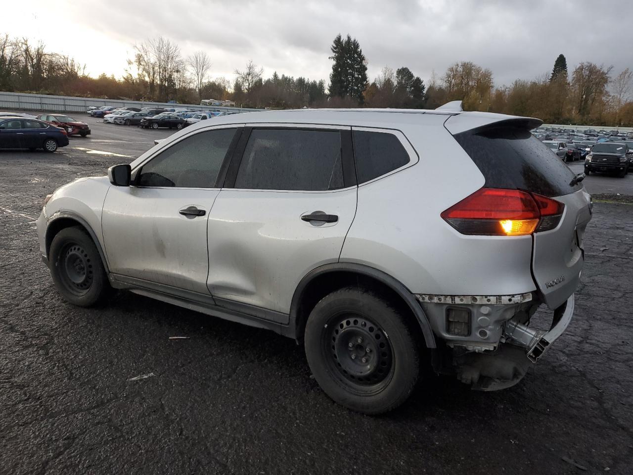 2017 NISSAN ROGUE S - Image 2