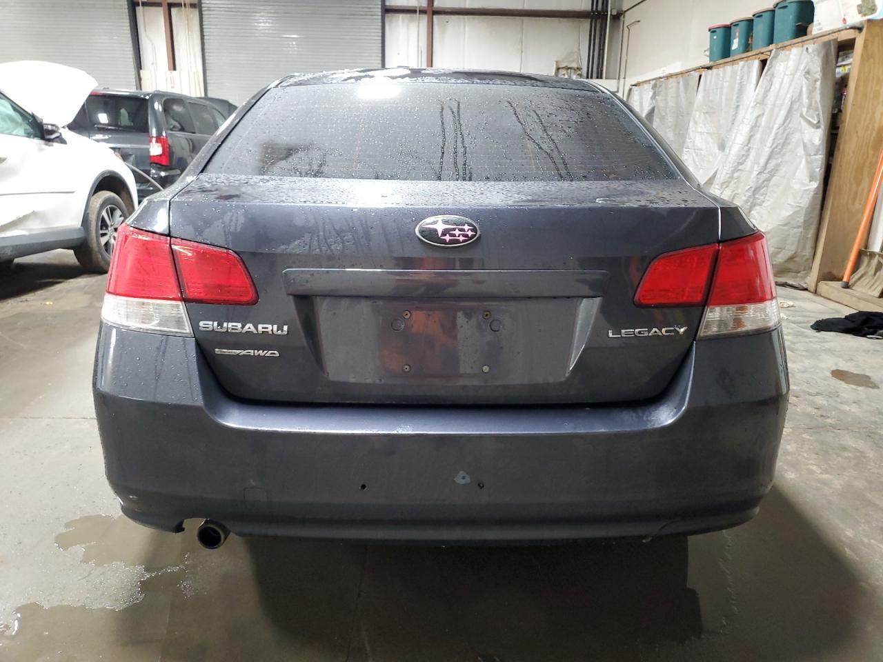 2011 SUBARU LEGACY 2.5 - Image 6