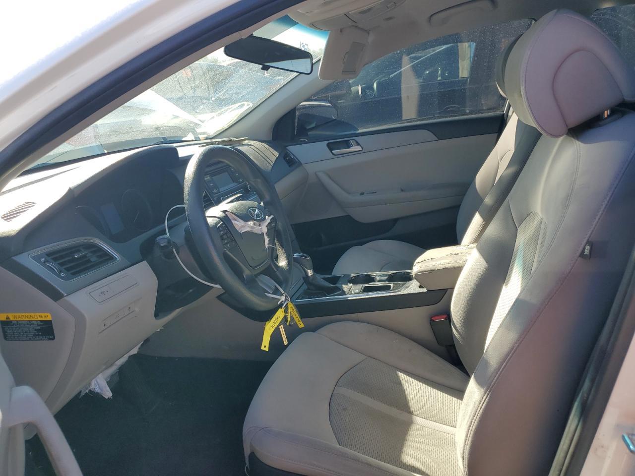 2017 HYUNDAI SONATA SE - Image 7