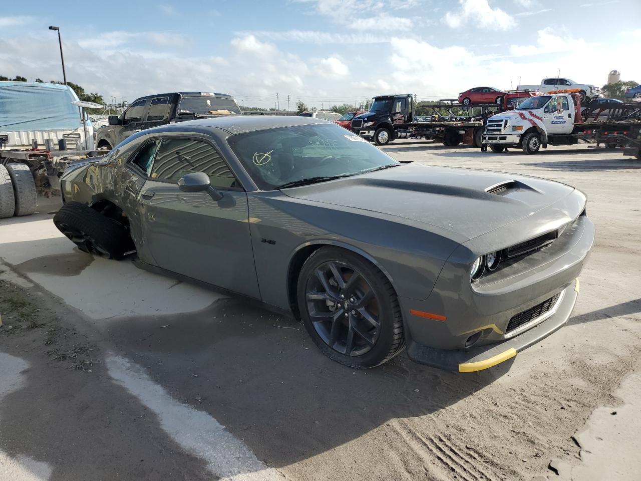 2023 DODGE CHALLENGER - Фото 4