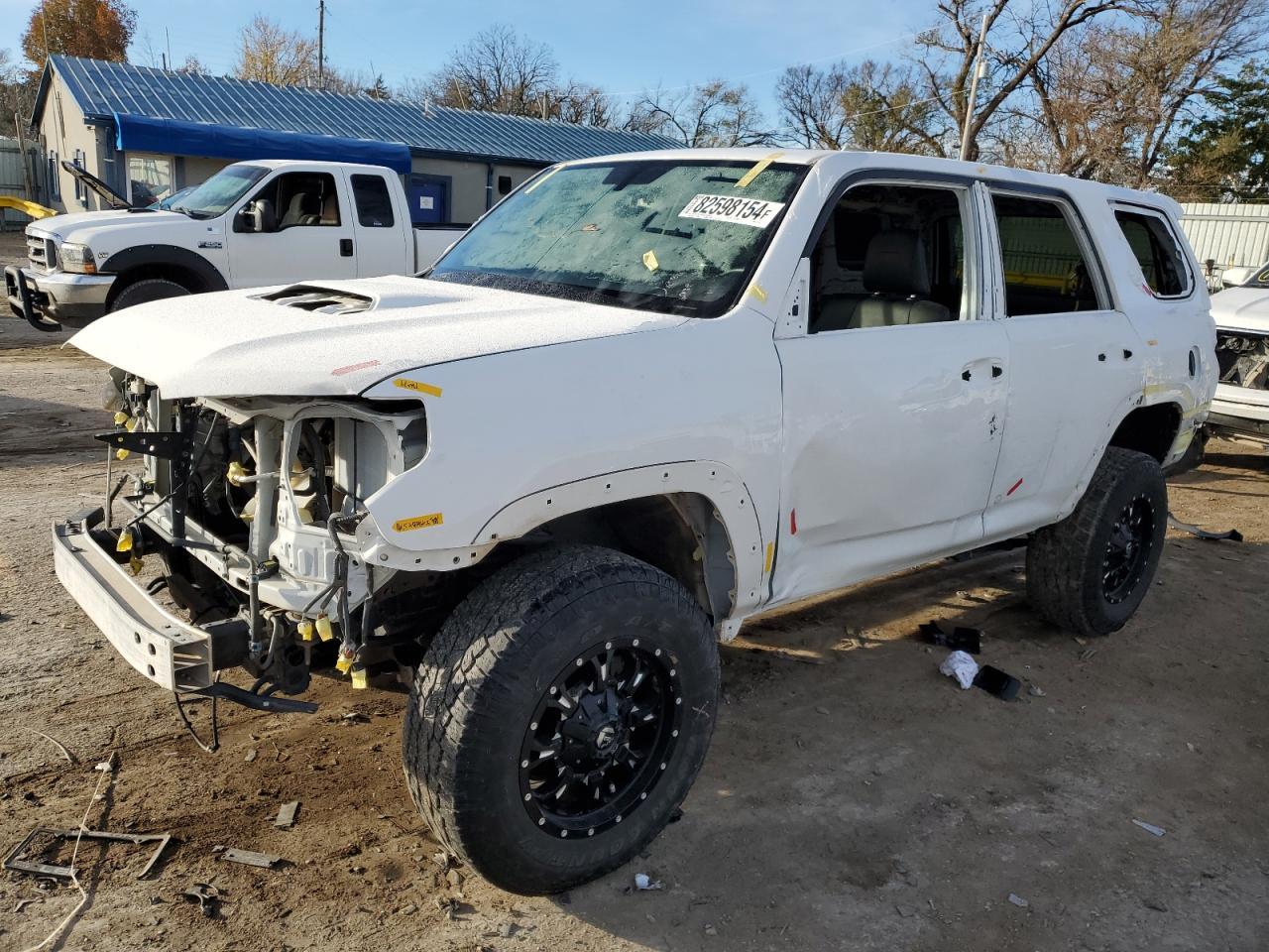 2019 TOYOTA 4RUNNER SR