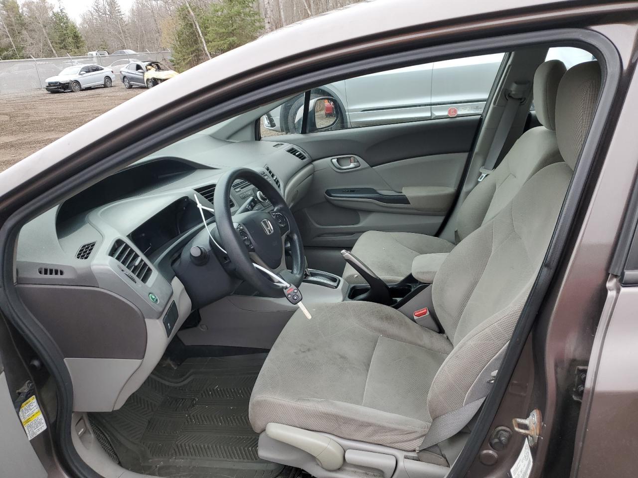 2012 HONDA CIVIC LX - Фото 7