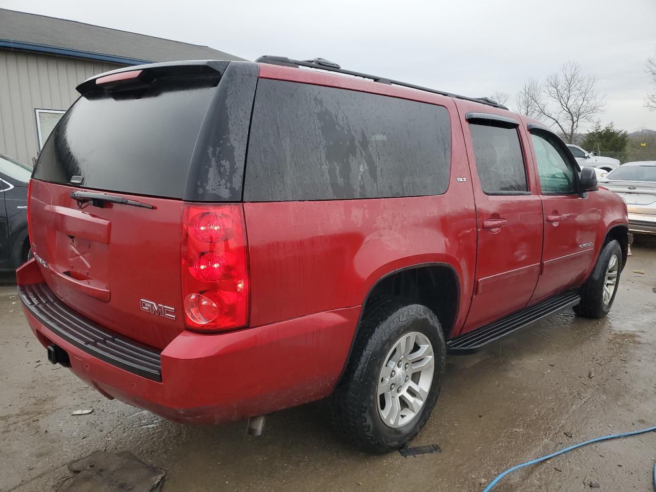 2012 GMC YUKON XL K - Фото 3