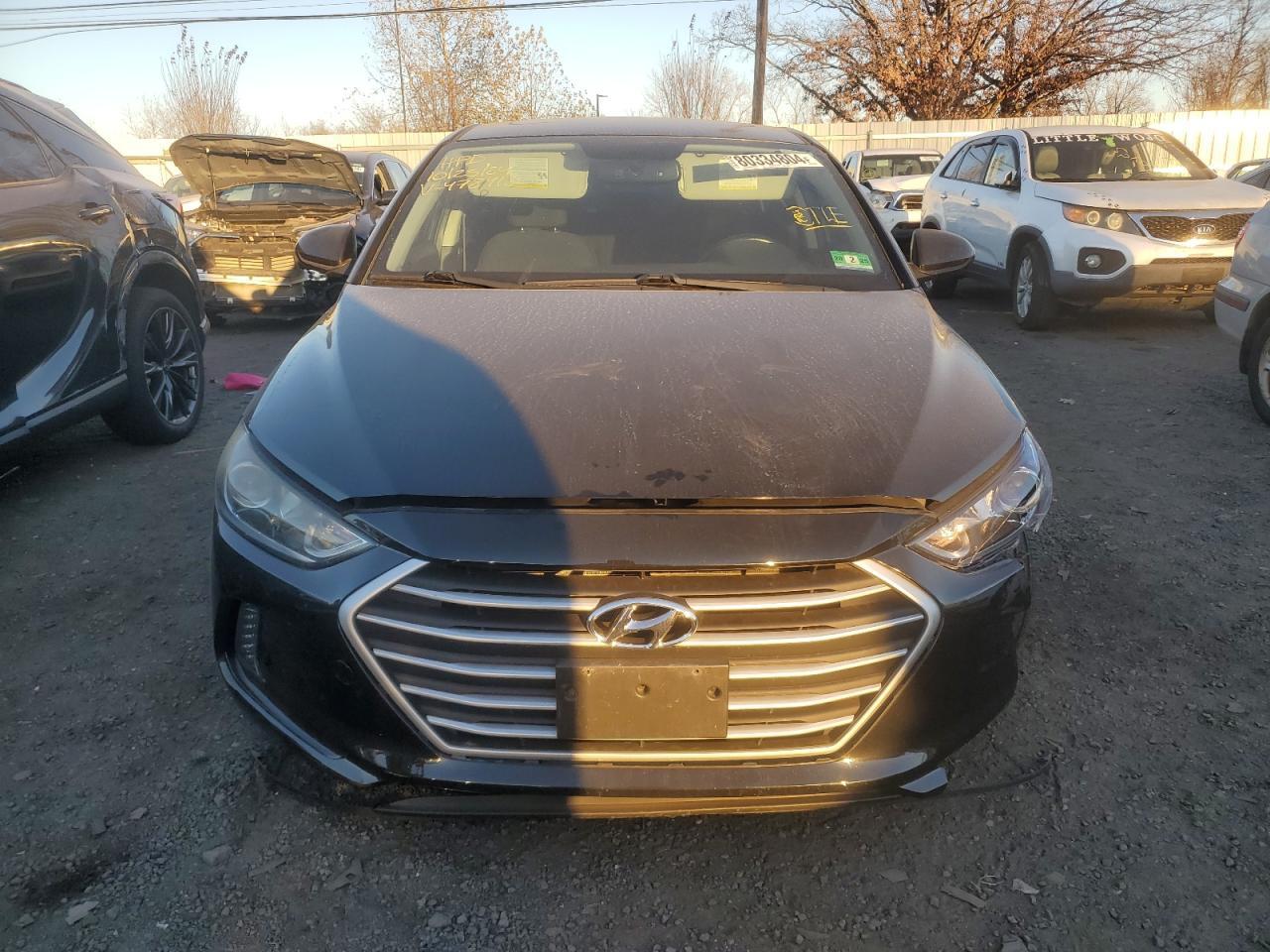 2018 HYUNDAI ELANTRA SE - Фото 5