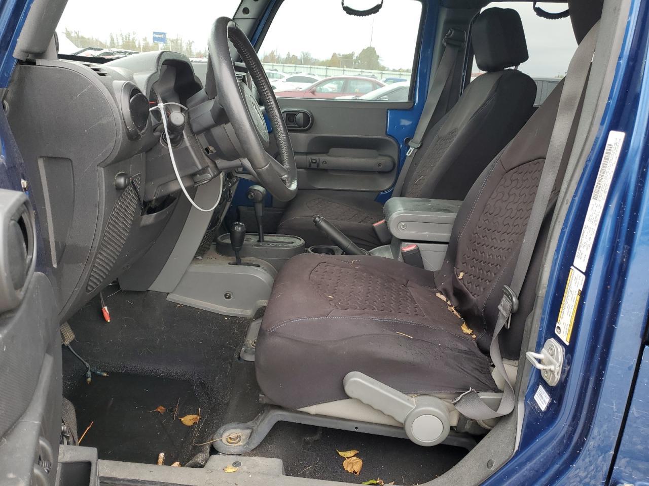 2010 JEEP WRANGLER U - Image 7