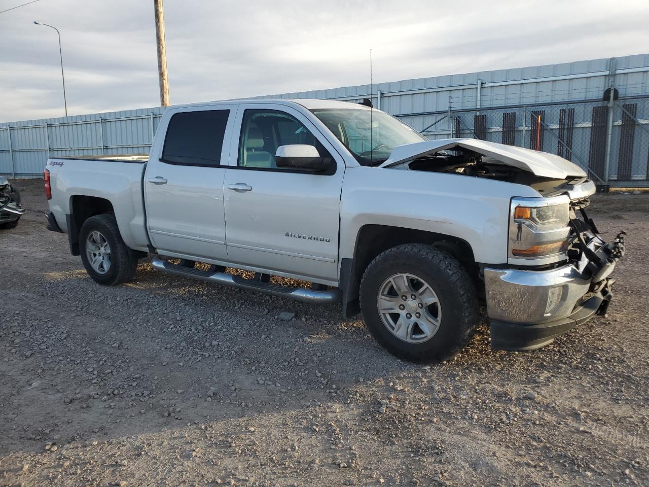 2016 CHEVROLET SILVERADO - Image 4