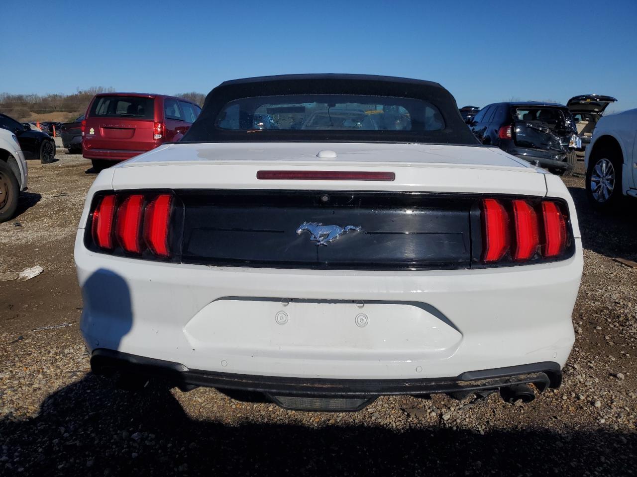 2018 FORD MUSTANG - Фото 6
