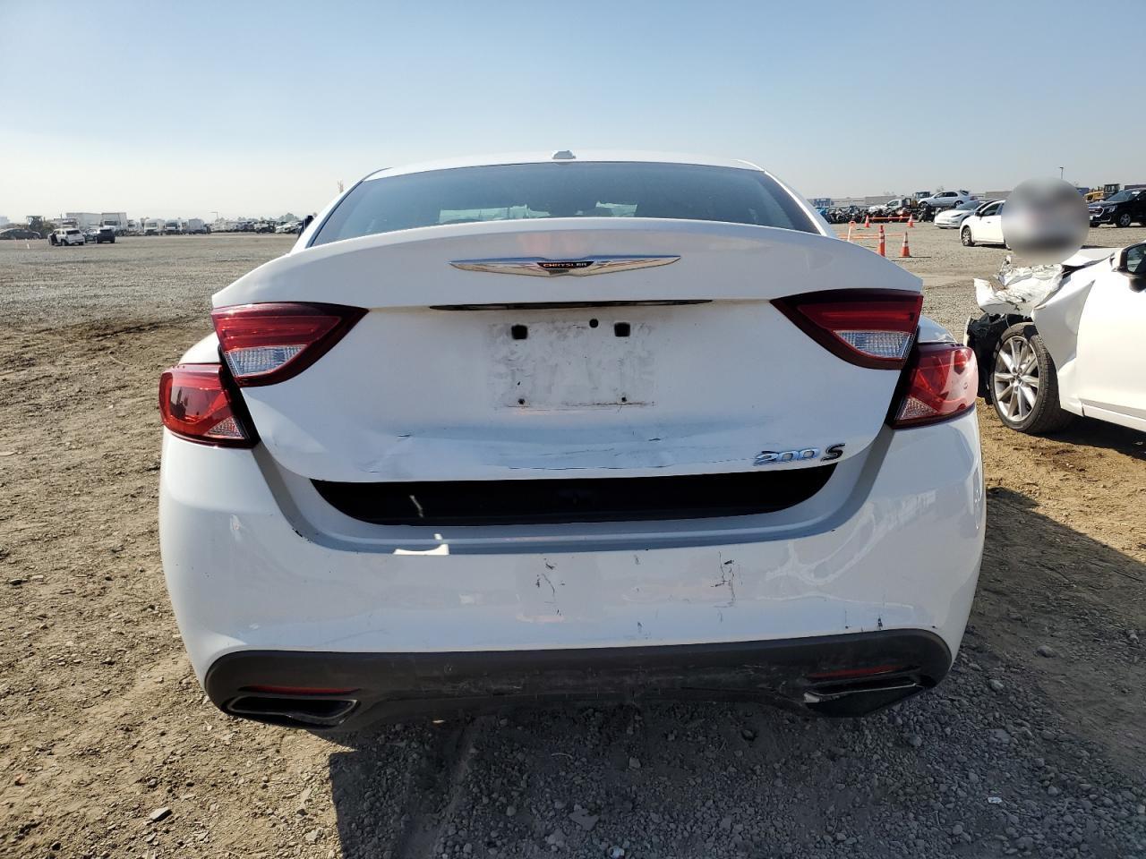 2015 CHRYSLER 200 S - Image 6