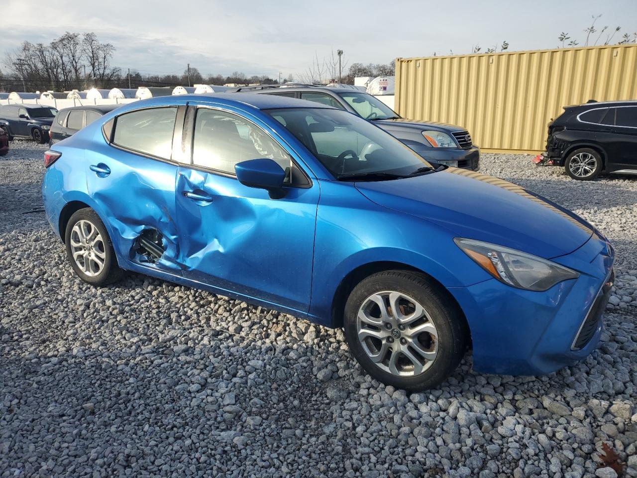 2017 TOYOTA YARIS IA - Фото 4