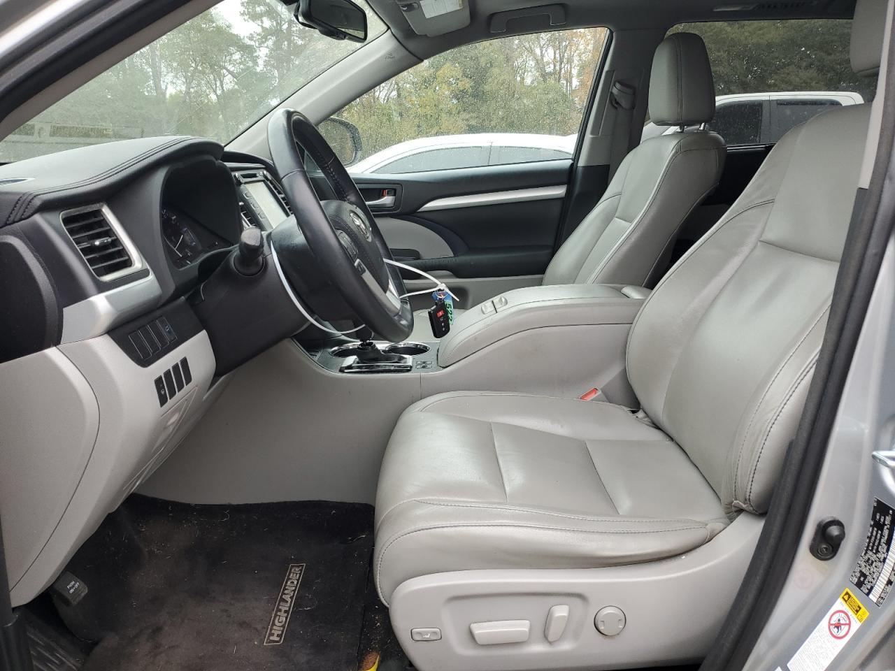 2015 TOYOTA HIGHLANDER - Image 7