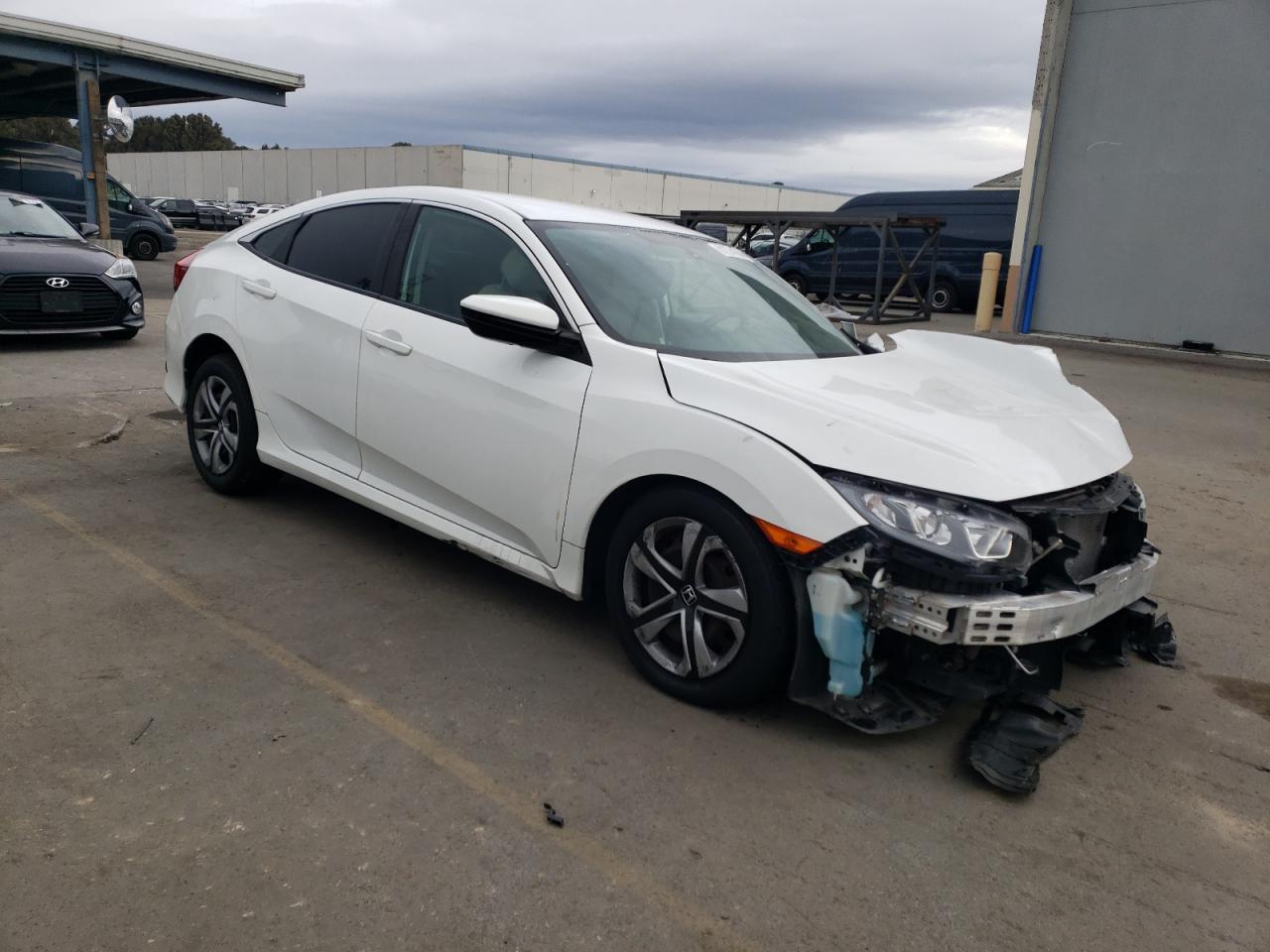 2016 HONDA CIVIC LX - Image 4