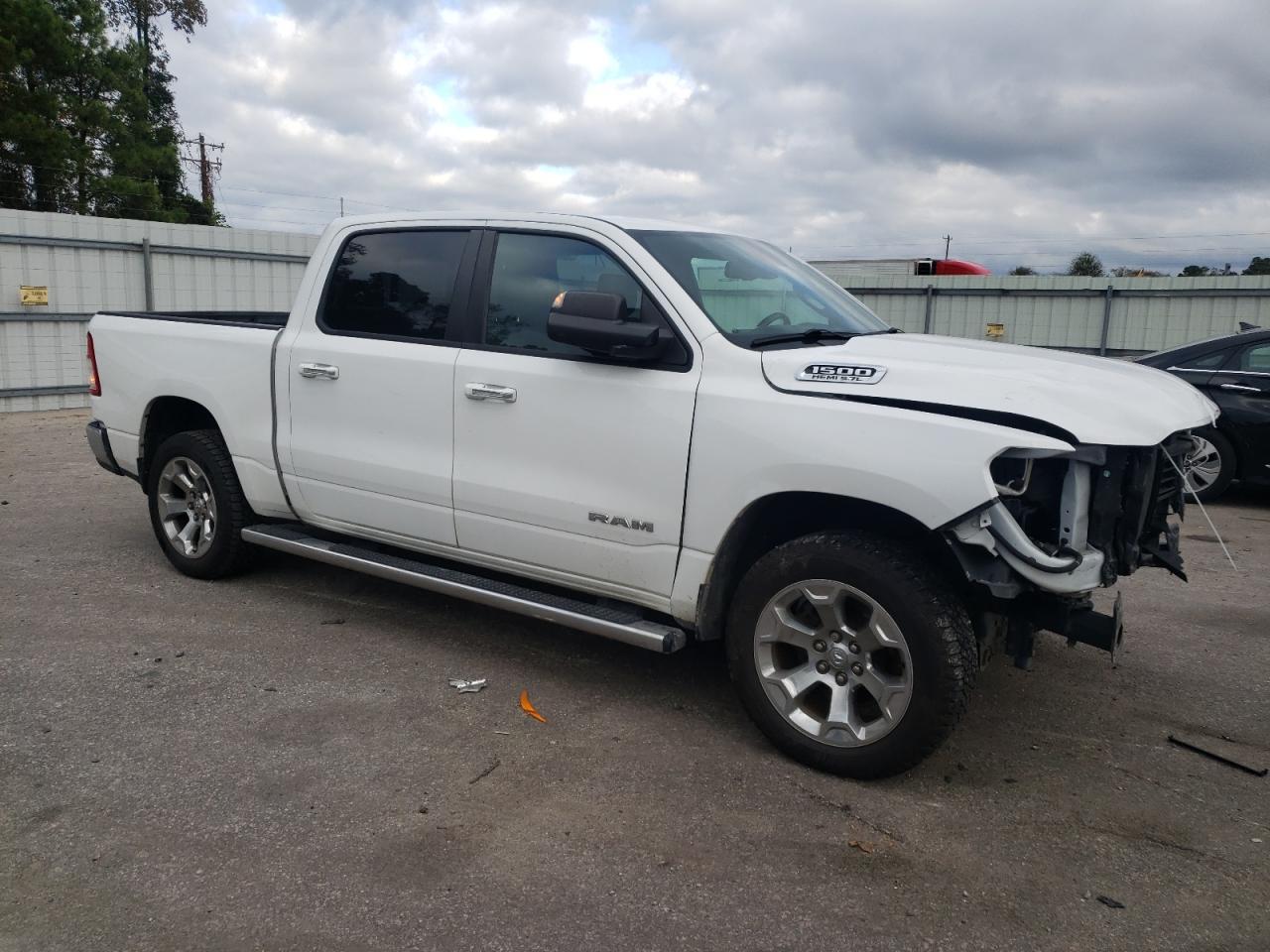 2019 RAM 1500 BIG H - Image 4