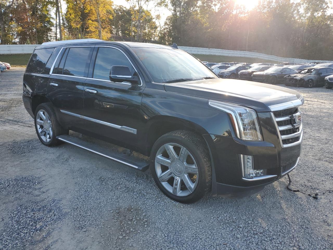 2016 CADILLAC ESCALADE P - Image 4