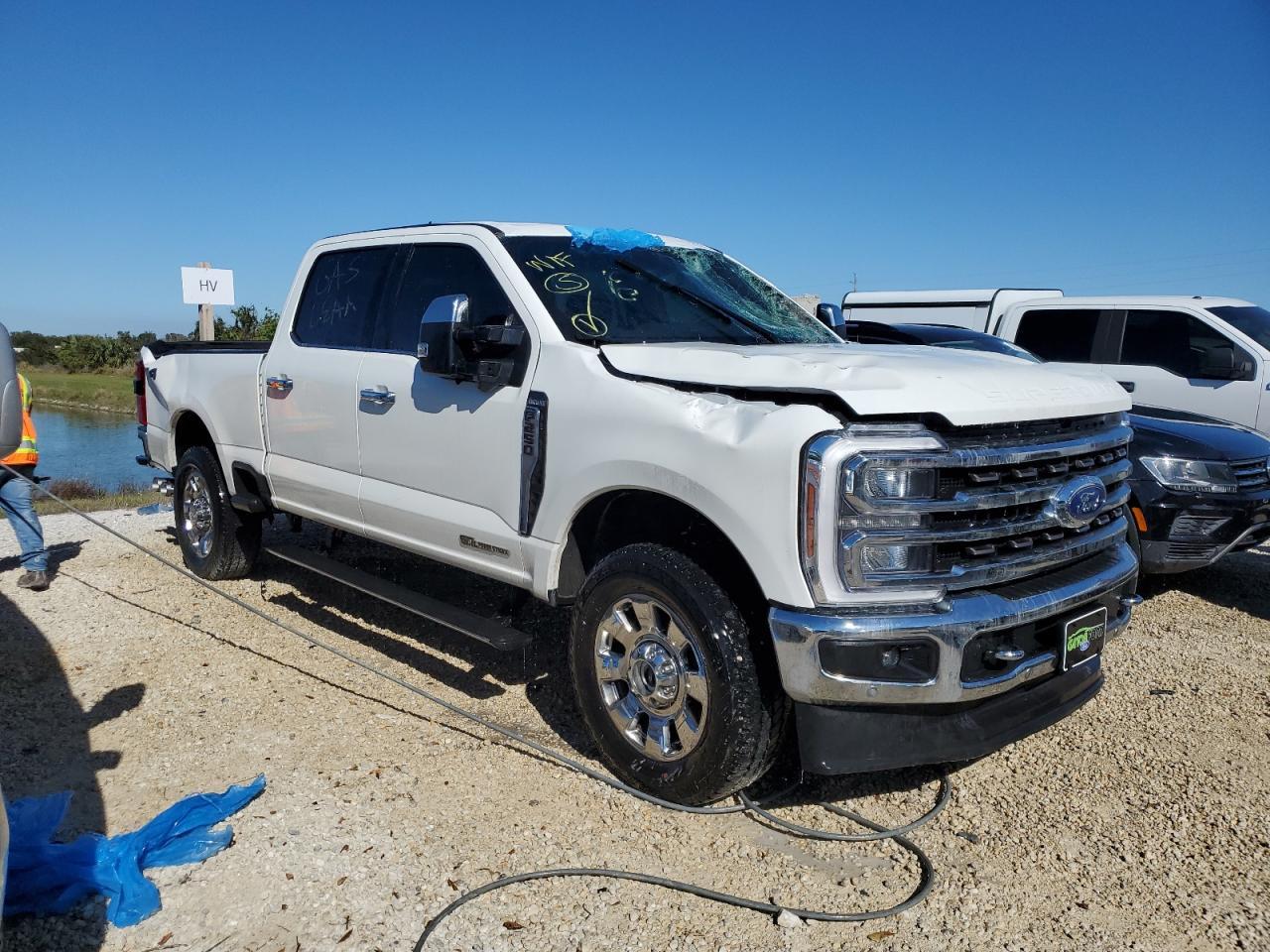 2024 FORD F250 SUPER - Image 4