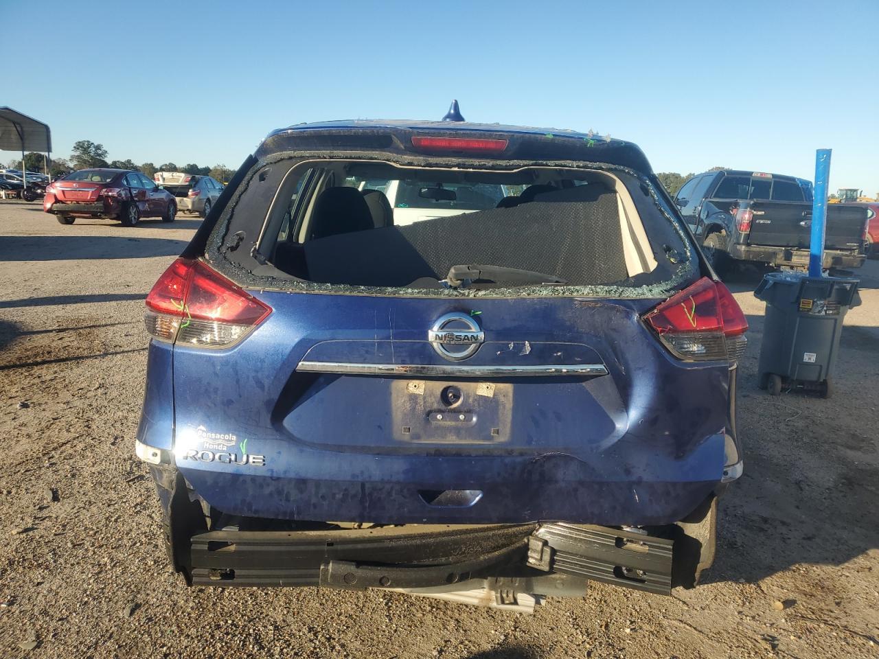 2017 NISSAN ROGUE S - Image 6