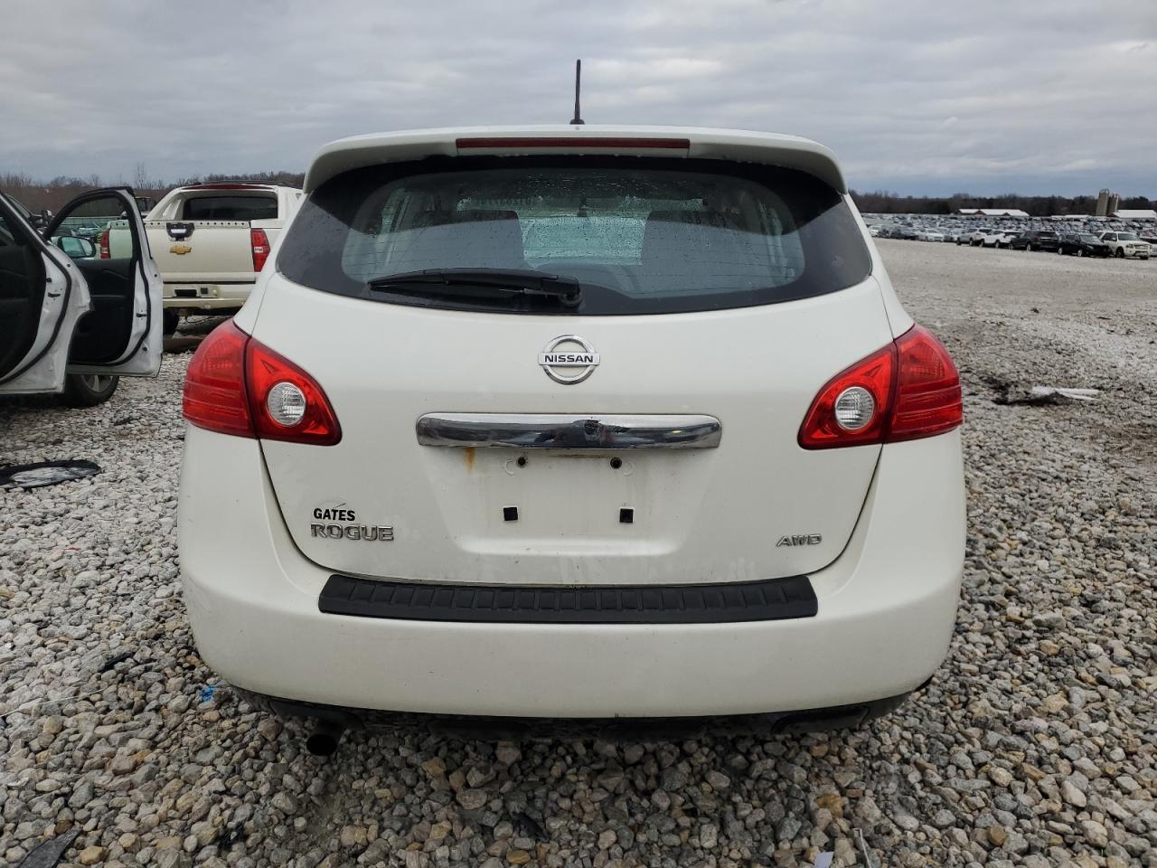 2013 NISSAN ROGUE S - Image 6