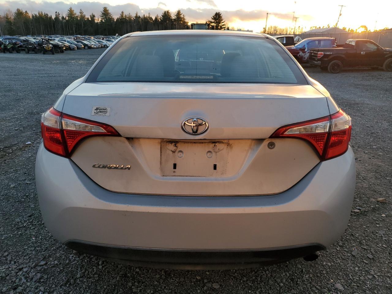 2014 TOYOTA COROLLA L - Image 6