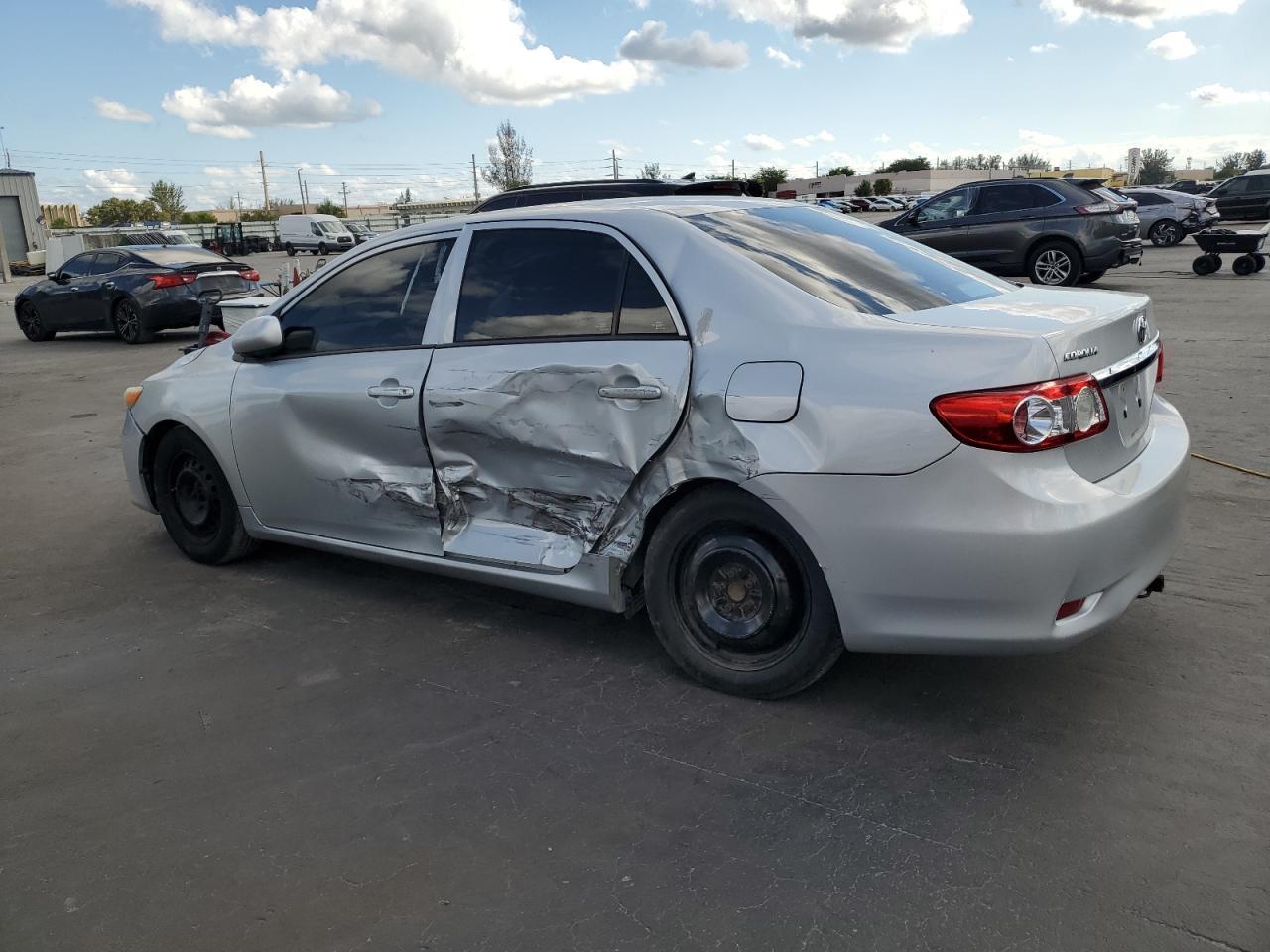 2013 TOYOTA COROLLA BA - Image 2