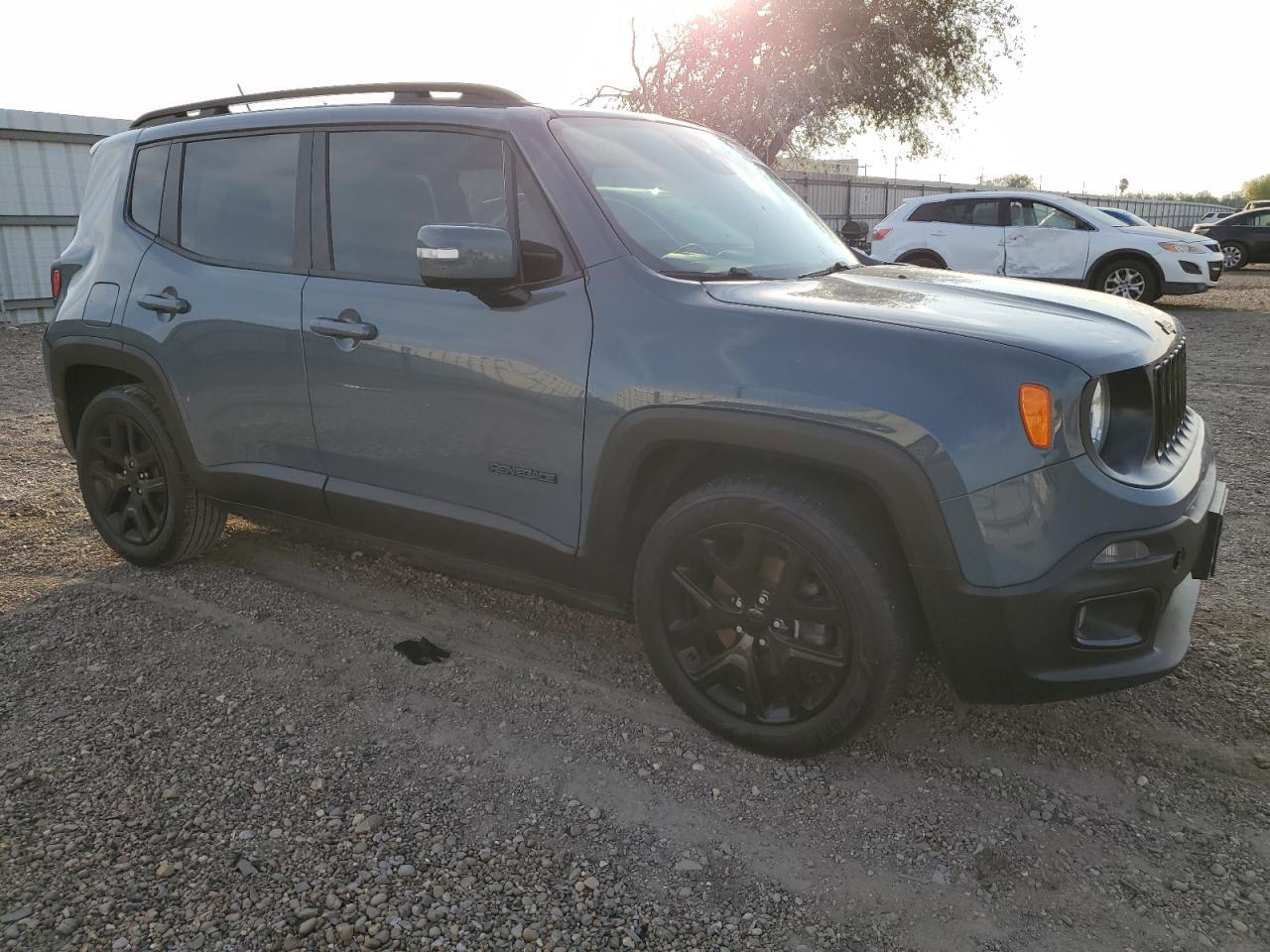 2017 JEEP RENEGADE L - Фото 4