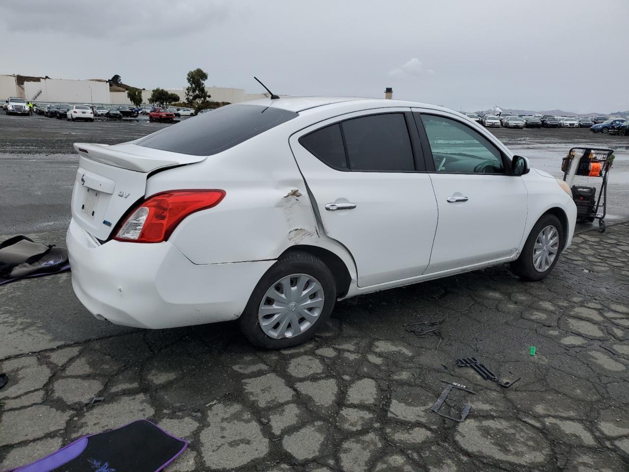 2014 NISSAN VERSA S - Image 3