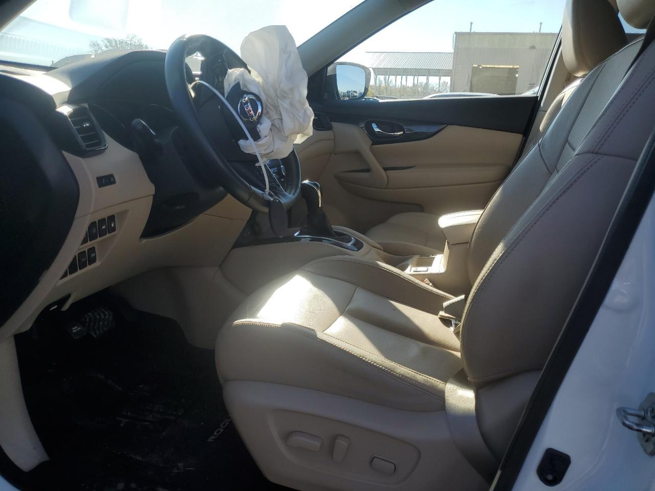2018 NISSAN ROGUE S - Фото 7