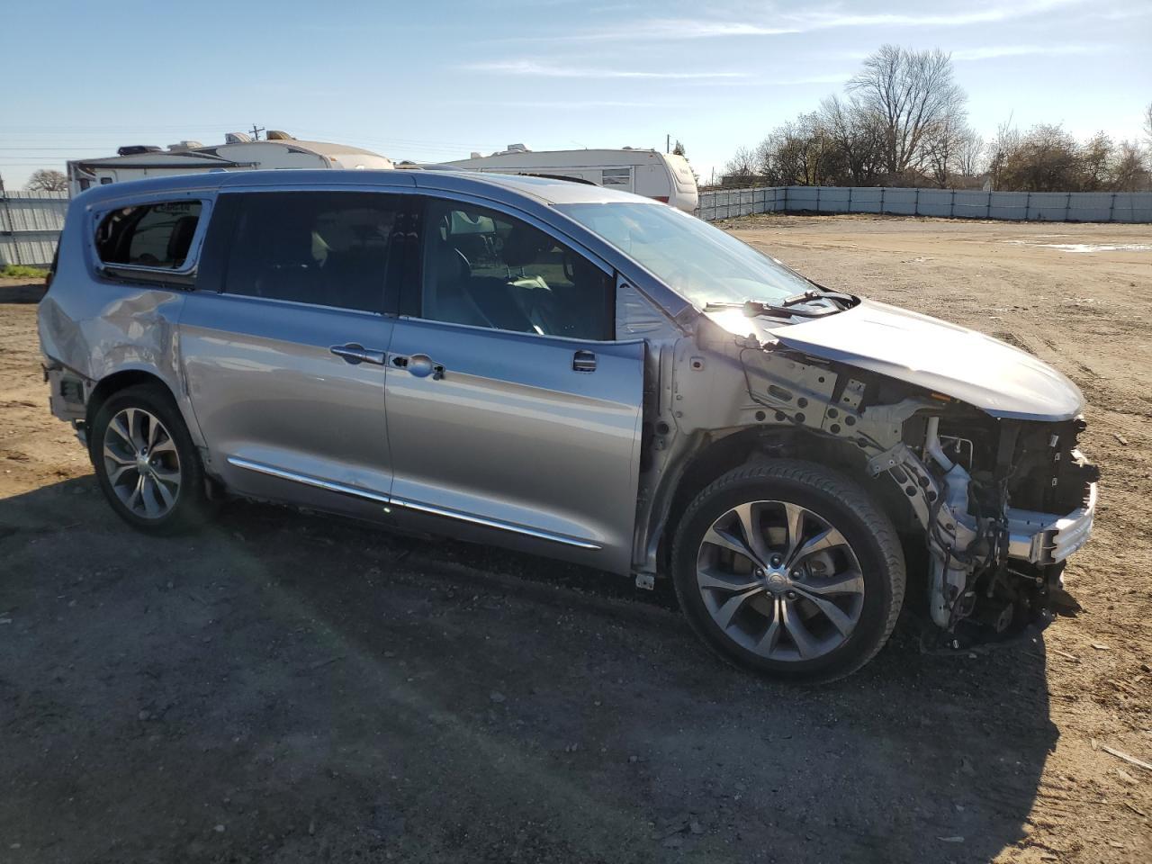 2020 CHRYSLER PACIFICA L - Image 4